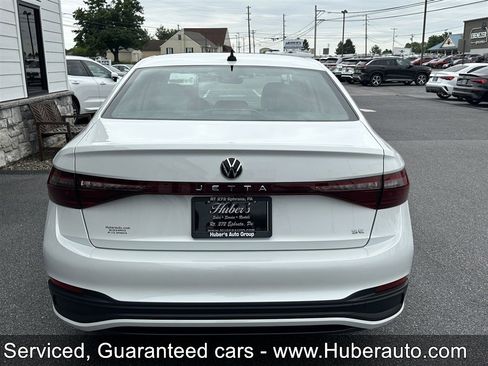 Used 2026 Volkswagen Jetta SE FWD image 23