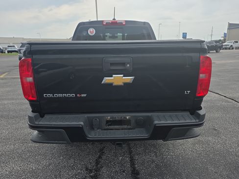 Used 2017 Chevrolet Colorado LT w/ LT Convenience Package RWD image 6