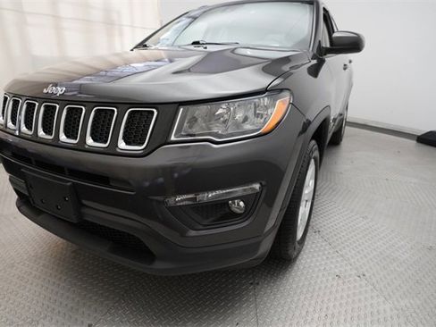 Used 2020 Jeep Compass Latitude w/ Cold Weather Group image 22