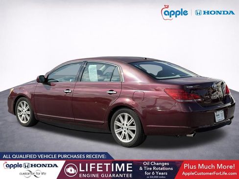 Used 2009 Toyota Avalon Limited FWD image 4