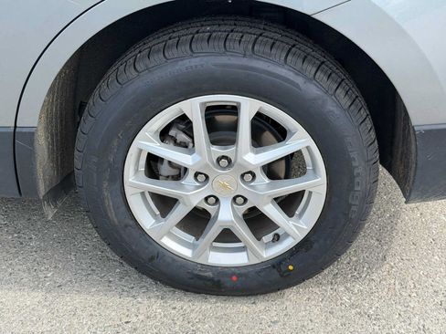 Certified 2024 Chevrolet Equinox LT AWD/4WD image 11