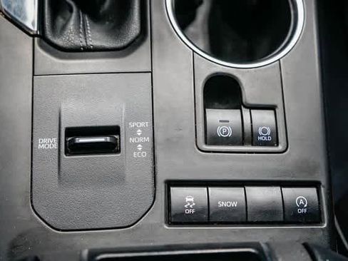 Certified 2022 Toyota Highlander XLE image 26