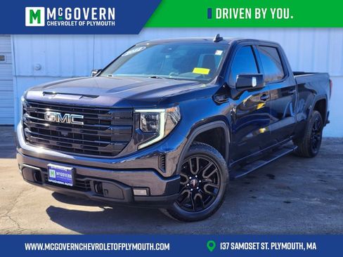 Used 2022 GMC Sierra 1500 Elevation w/ Elevation Premium Package AWD/4WD image 1