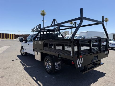 Used 2022 Ford F350 XL w/ Power Equipment Group RWD image 5