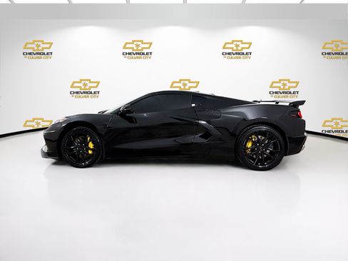 Used 2025 Chevrolet Corvette Stingray Premium Cpe w/ Z51 Performance Package RWD image 5