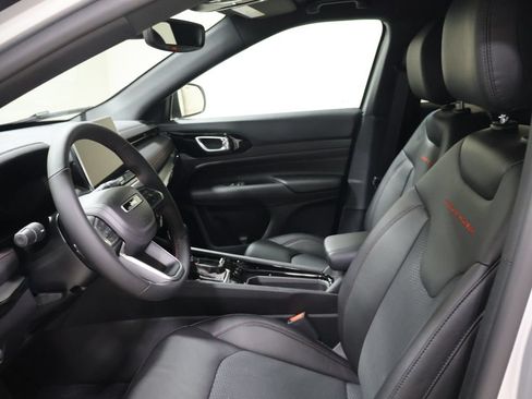 New 2026 Jeep Compass Trailhawk AWD/4WD image 9