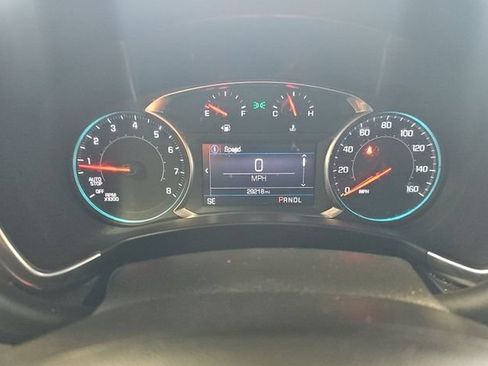 Used 2022 Chevrolet Equinox LS w/ LS Convenience Package AWD/4WD image 11