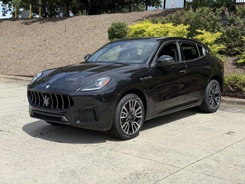 New 2025 Maserati Grecale GT image 7