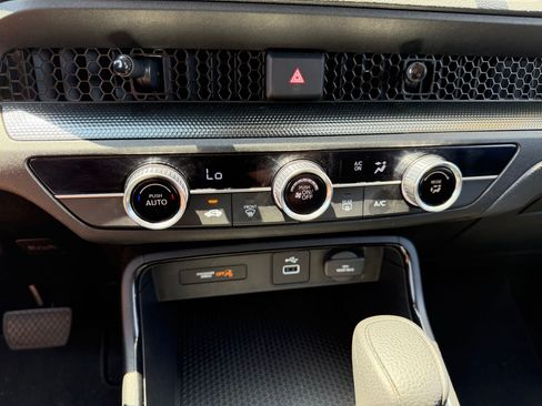 Certified 2025 Honda CR-V LX image 17