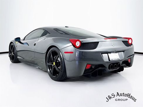 Used 2015 Ferrari 458 Italia Coupe RWD image 5