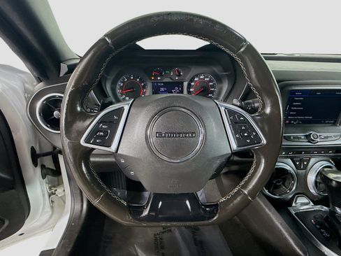 Used 2019 Chevrolet Camaro LT image 13