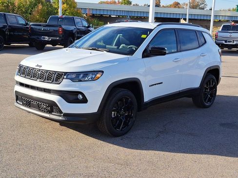 New 2026 Jeep Compass Latitude AWD/4WD image 2