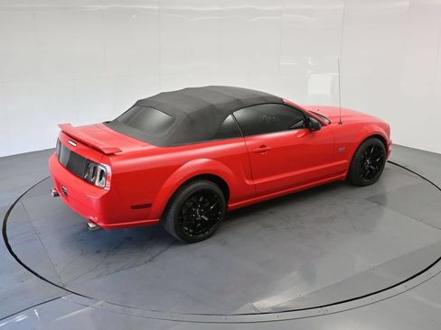 Used 2006 Ford Mustang GT Premium RWD image 30