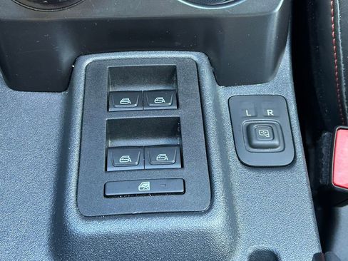 Used 2025 Ford Bronco Raptor AWD/4WD image 29