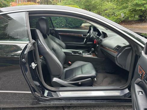 Used 2012 Mercedes-Benz E 350 4MATIC Coupe image 39
