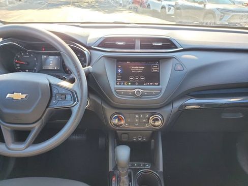 Certified 2023 Chevrolet TrailBlazer LT FWD image 15