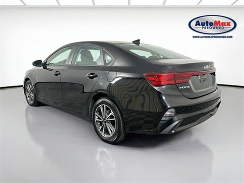 Used 2023 Kia Forte LXS image 5