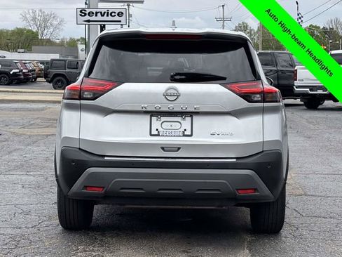 Used 2023 Nissan Rogue SV AWD/4WD image 33