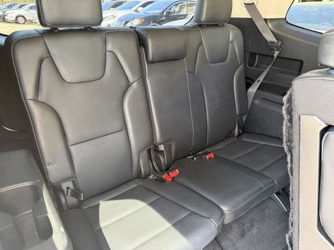 Used 2020 Kia Telluride EX FWD image 11