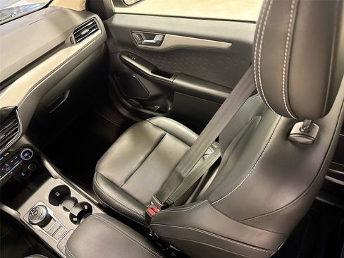 Used 2020 Ford Escape SEL image 22