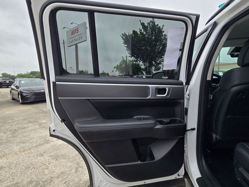 Used 2025 Hyundai Santa Fe SEL AWD/4WD image 26