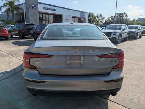 Used 2019 Volvo S60 T6 Momentum w/ Multimedia Package AWD/4WD image 5