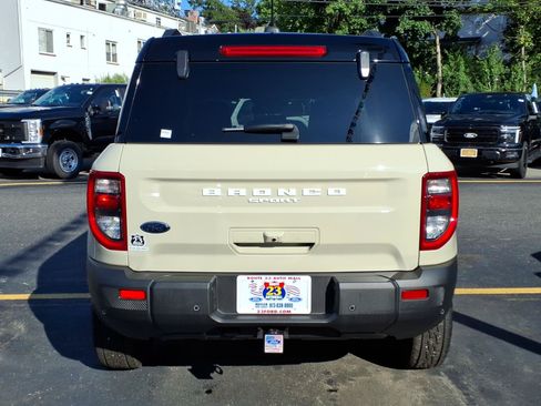 Used 2025 Ford Bronco Sport Badlands w/ Badlands Tech Package AWD/4WD image 7