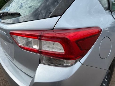 Used 2018 Subaru Impreza 2.0i AWD/4WD image 12