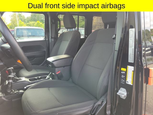 Used 2023 Jeep Wrangler Unlimited Sport AWD/4WD image 23