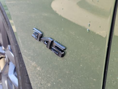 Used 2023 Dodge Challenger R/T w/ Plus Package image 16