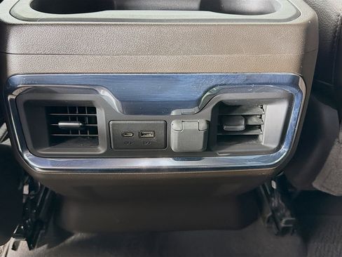 Used 2022 GMC Sierra 3500 Denali image 27