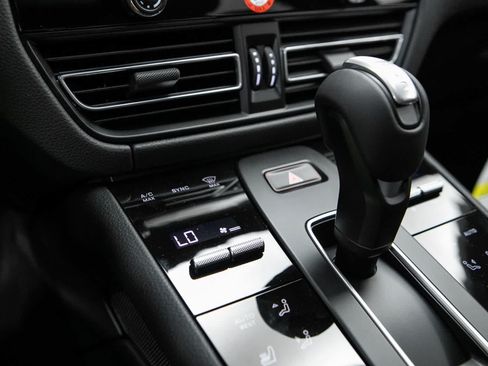New 2026 Porsche Macan S AWD/4WD image 28