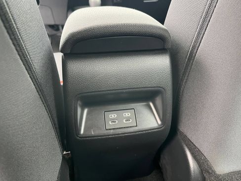 Used 2025 Toyota Corolla LE FWD image 19