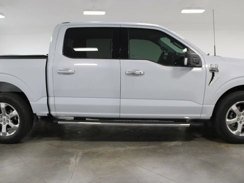 Used 2021 Ford F150 XLT w/ Equipment Group 302A High RWD image 13