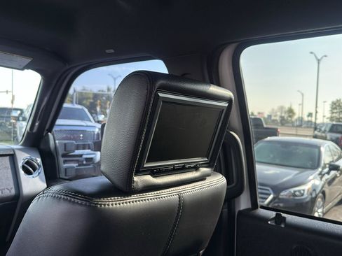 Used 2011 Ford F250 Lariat w/ Lariat Interior Pkg AWD/4WD image 30
