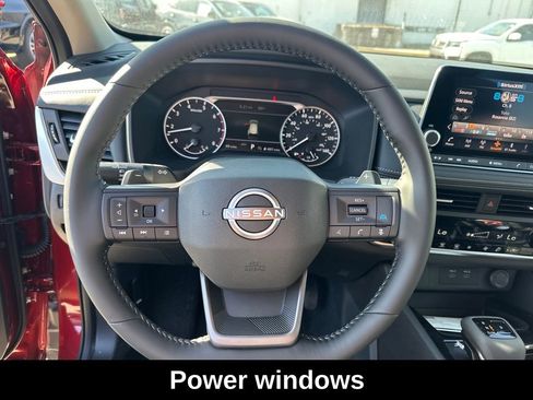 Used 2026 Nissan Rogue SV AWD/4WD image 12