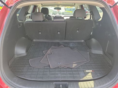 Used 2019 Hyundai Santa Fe SE AWD/4WD image 9