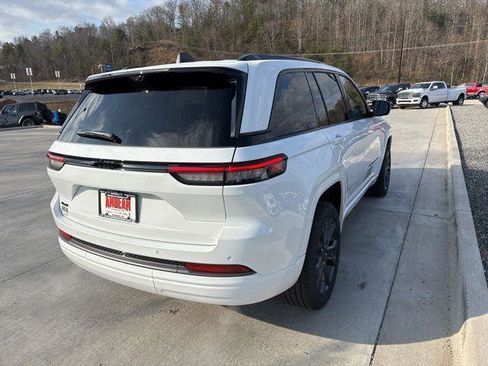 New 2026 Jeep Grand Cherokee Limited Reserve image 6