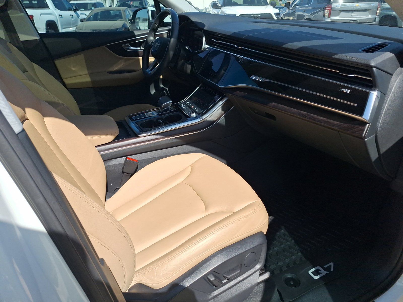 Used 2021 Audi Q7 2.0T Premium Plus w/ Premium Plus Package AWD/4WD image 33