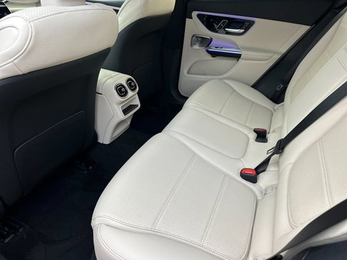 New 2026 Mercedes-Benz GLC 300 4MATIC image 12