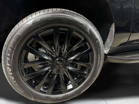 Used 2022 Cadillac Escalade ESV Premium Luxury AWD/4WD image 78