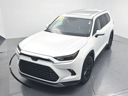 Used 2025 Toyota Grand Highlander FWD image 53
