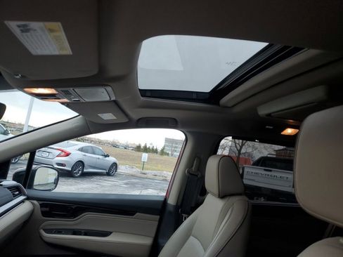 Certified 2024 Honda Odyssey Elite image 14