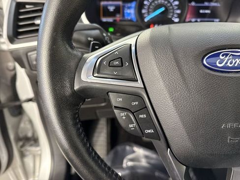Used 2017 Ford Edge SEL w/ Equipment Group 201A AWD/4WD image 13