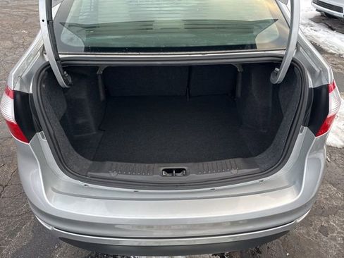 Used 2016 Ford Fiesta SE image 21
