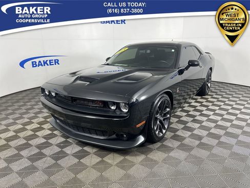 Used 2021 Dodge Challenger R/T Scat Pack w/ Plus Package image 1