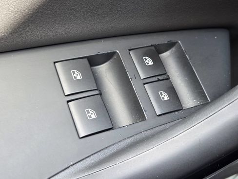 Used 2019 Buick Cascada Premium FWD image 28