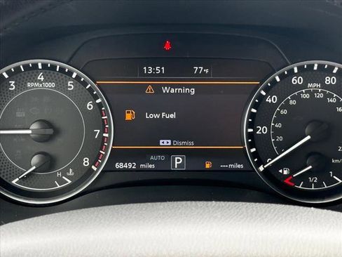 Used 2022 Nissan Armada SV image 18