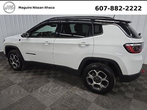 Used 2022 Jeep Compass Trailhawk w/ Trailhawk Convenience Group AWD/4WD image 5