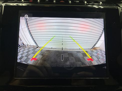 Used 2023 Jeep Grand Cherokee Altitude RWD image 15